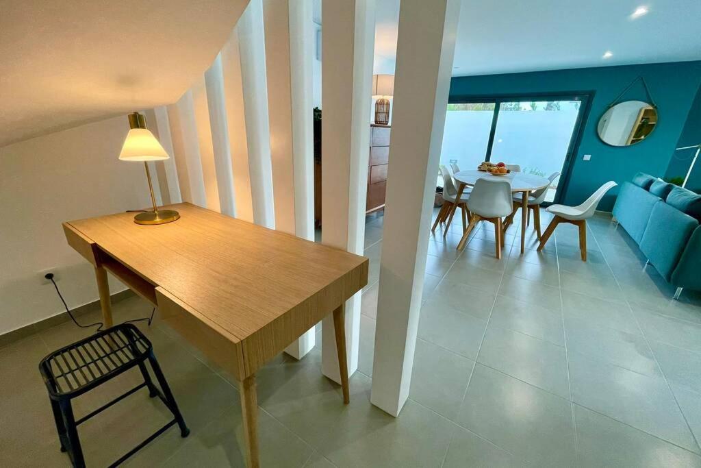 New And Modern 3 Bedroom Villa With Private Heated Pool Near Nazare サン・マルティーニョ・ド・ポルト エクステリア 写真